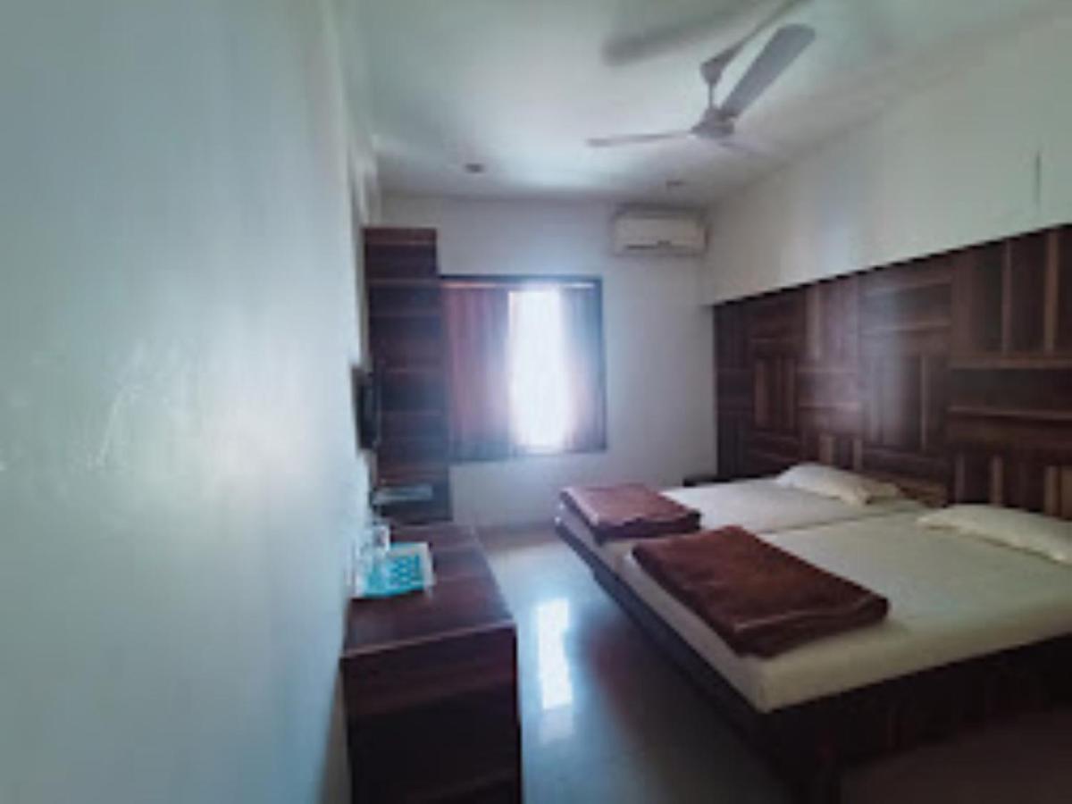 Atithi Guest House,Nashik Εξωτερικό φωτογραφία